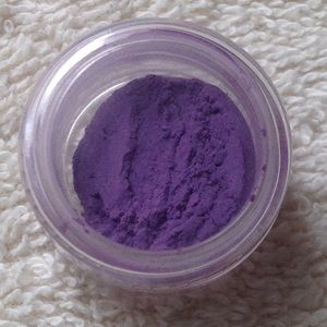 Fyrinnae Royalty blush sample